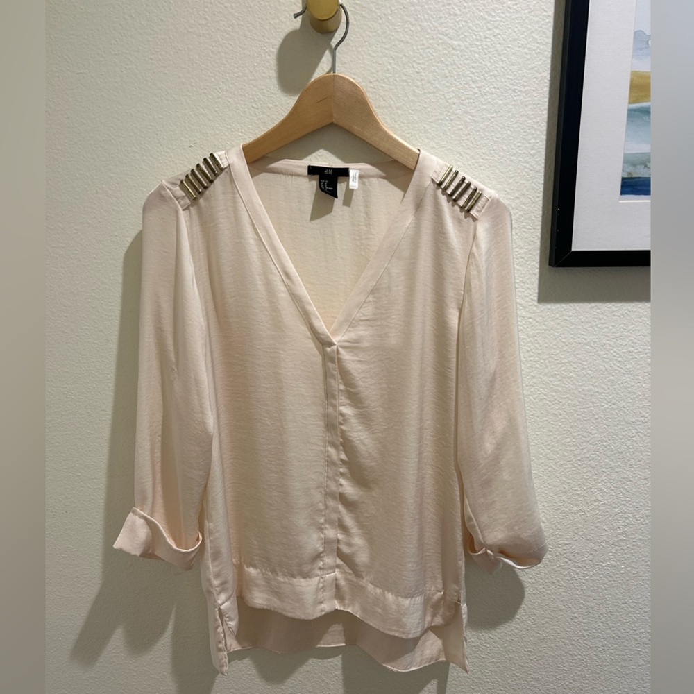 H&M Ivory Studded Shoulder Blouse Size 4